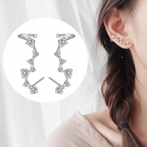 Fashion Rhinestone Inlaid Alloy Stud Earrings