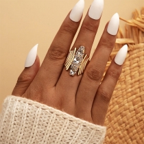 Fashion Rhinestone Inlaid Irregular Alloy Ring