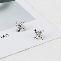 Fresh Style Windmill Shaped Stud Earrings