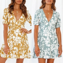 Sexy V-neck Short Sleeve Ruffle Hem Slim Fit Printed Dress