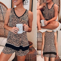 Fashion Leopard Printed Sleeveless V-neck Top + Shorts Home-wear Set