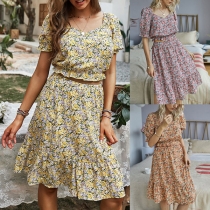 Fashion Short Sleeve Square Collar Printed Crop Top + Skirt Two-piece Set