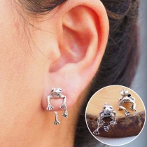 Cute Style Frog-shaped Stud Earrings