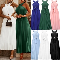 Sexy Solid Color Front Cutout Sleeveless Pleated Halter Dress