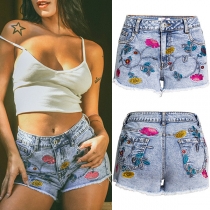 Vintage Floral Embroidery Old-washed Frayed High-rise Shorts