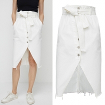Fashion Frayed Buttoned Slit White Denim Skirt with Belt