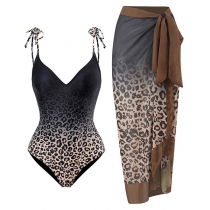 Fashion Gradient Color Leopard Printed Two-piece Swimsuit Set Consist of Monokini and Swimming Cover-up Skirt