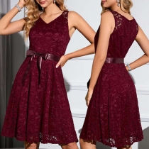 Elegant V-neck Sleevelss Slef-tie Lace Dress