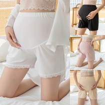 Comfy Lace Spliced Maternity Shorts