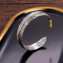 Stylish Open Design Adjustable Feather Alloy Bracelet