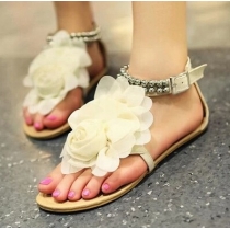 Sweet Women's Sandals With Flower and Beading Design